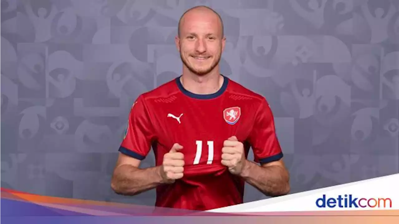 Persija Rekrut Michael Krmencik, Striker Timnas Ceko di Euro 2020