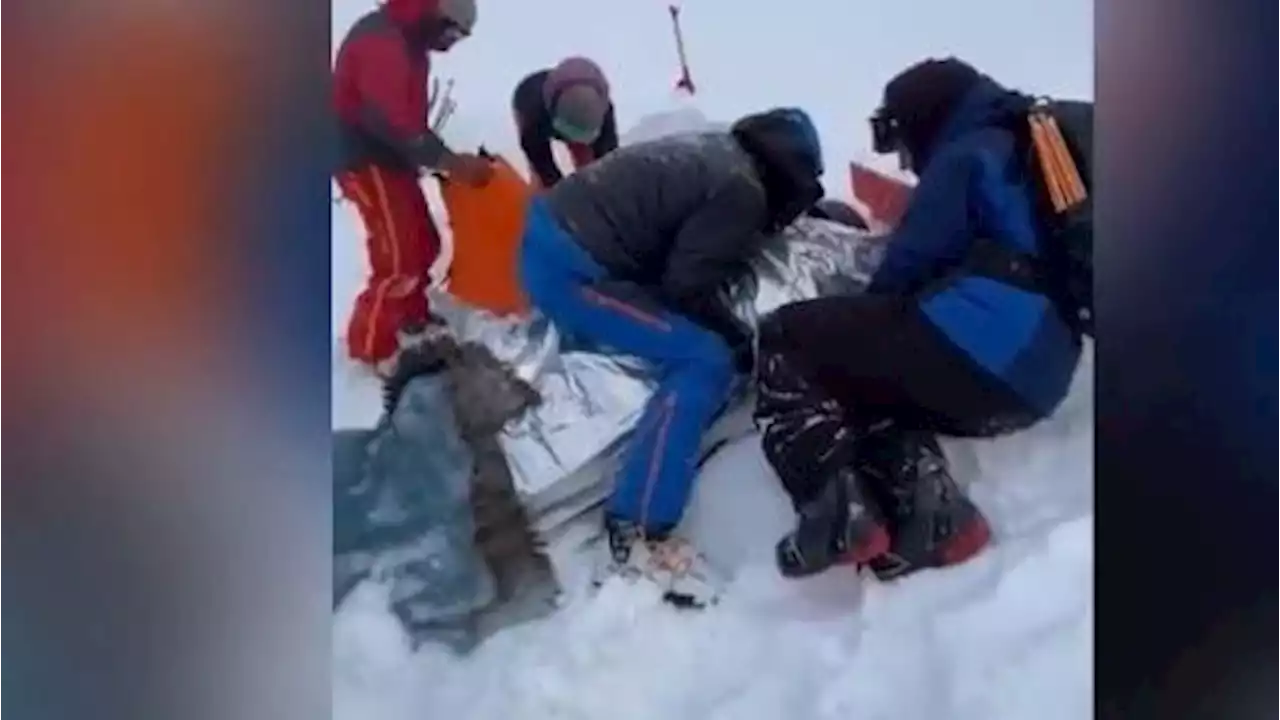 Una avalancha sorprende una esquiadora en Argentina que es rescatada con fractura de pelvis