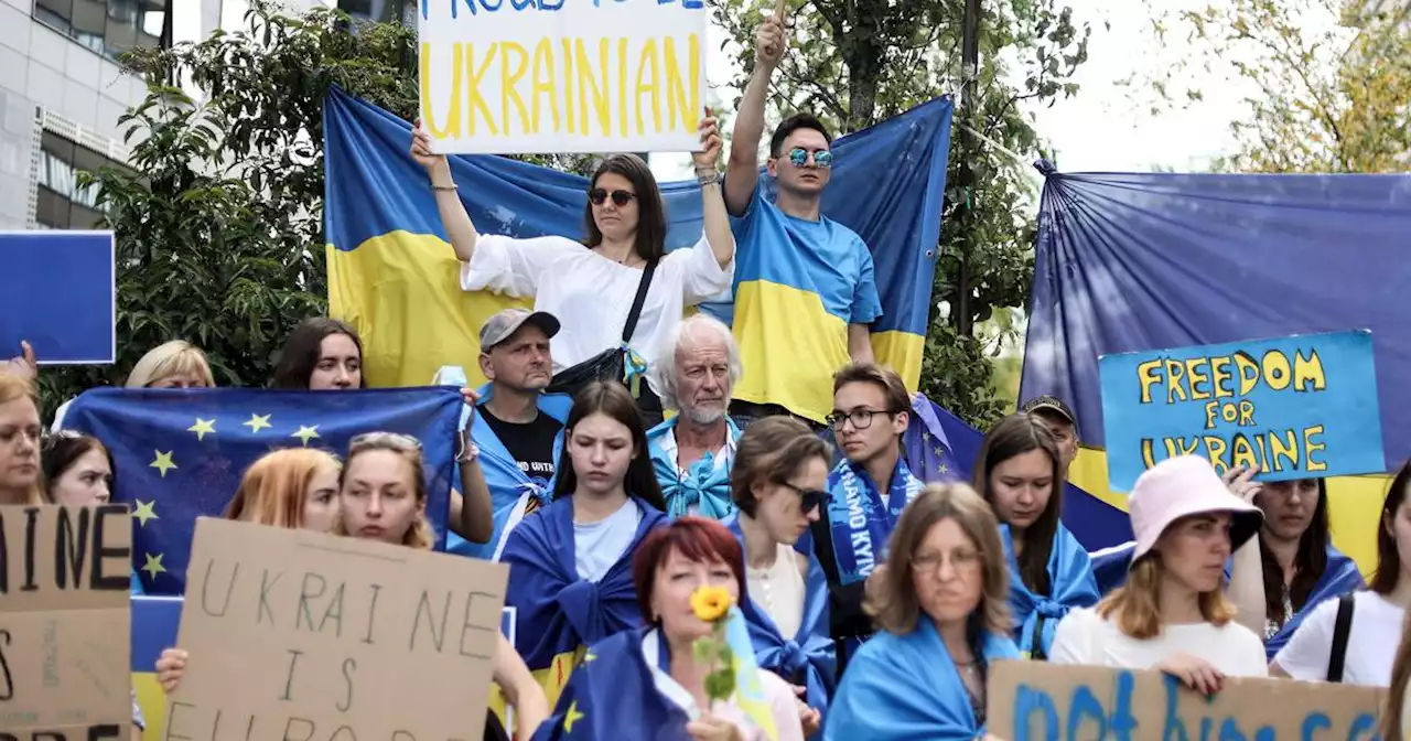 Ukrainians celebrate EU candidate status which is more than ‘a symbolic gesture’