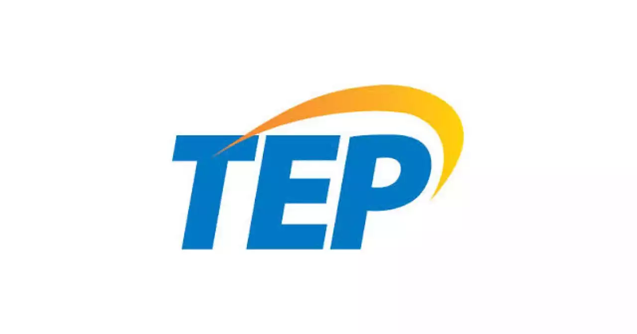 TEP works on repairing downed power lines