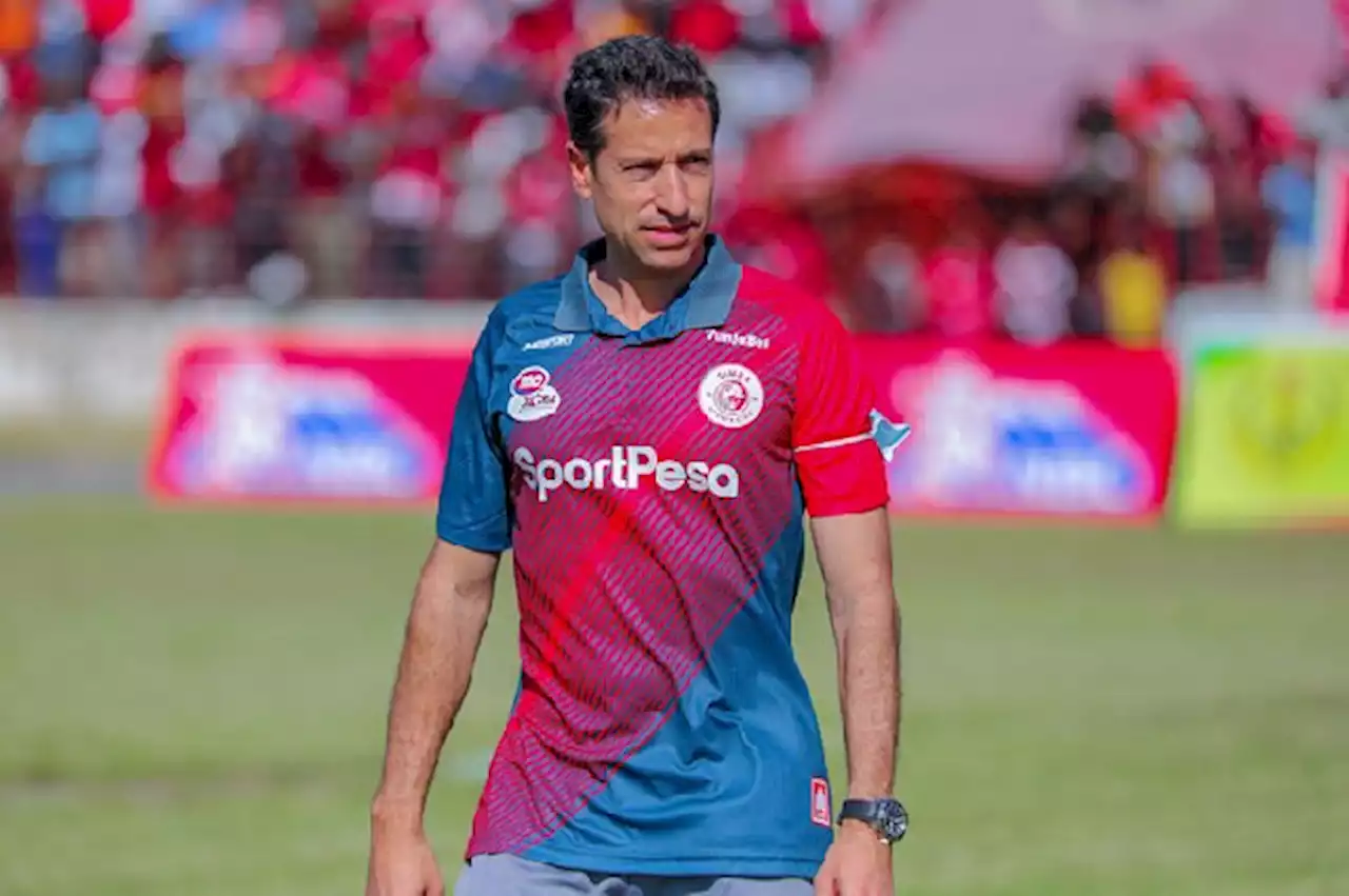 Spanish coach refuses to rule out Pirates move