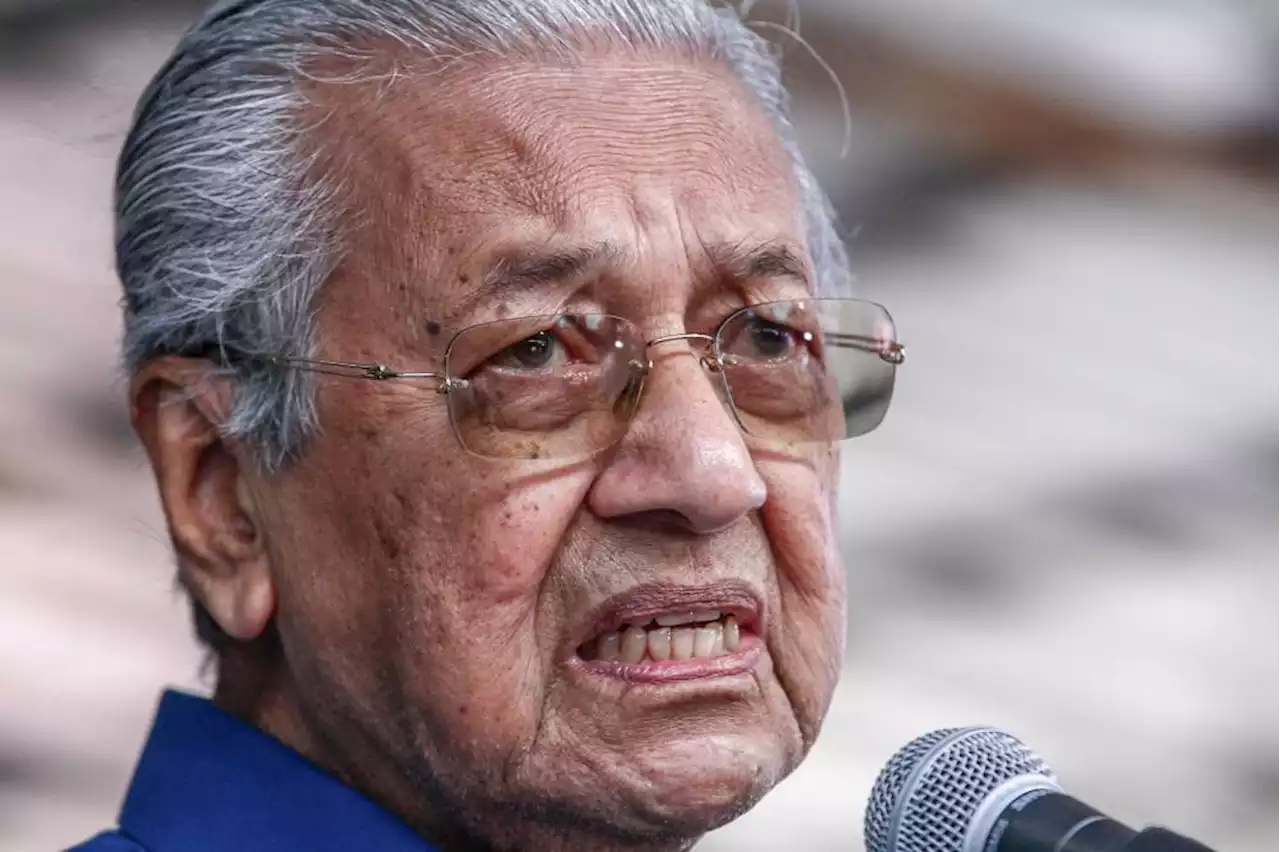 Dr Mahathir says ‘reclaim Singapore’ remark reported out of context