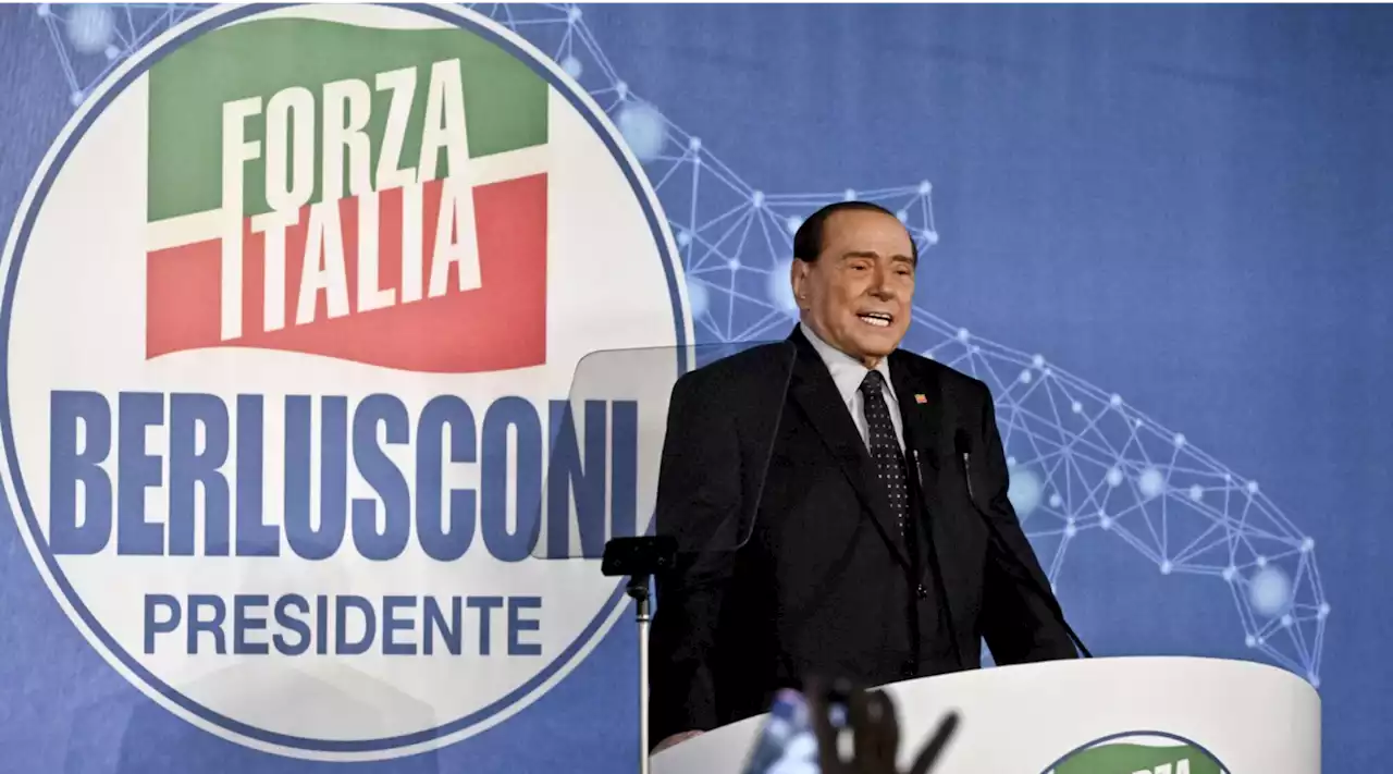 Berlusconi: 'Torno in campo, tra otto mesi Forza Italia sopra il 20%'