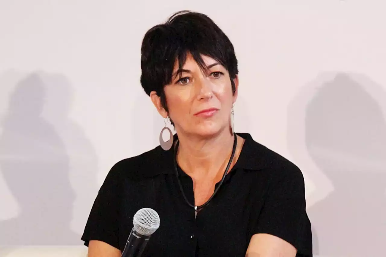 Feds: Ghislaine Maxwell Deserves at Least 30 Years in Prison