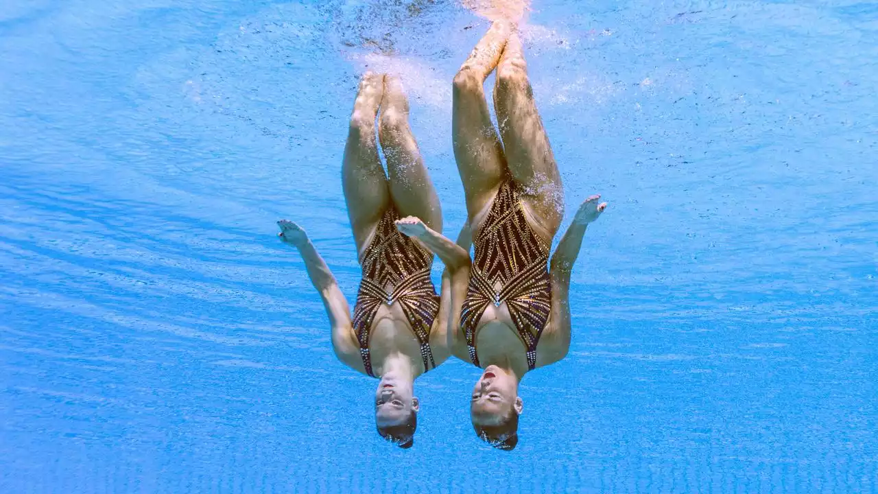 Synchroonzwemsters De Brouwer en Steenbeek opnieuw achtste op WK