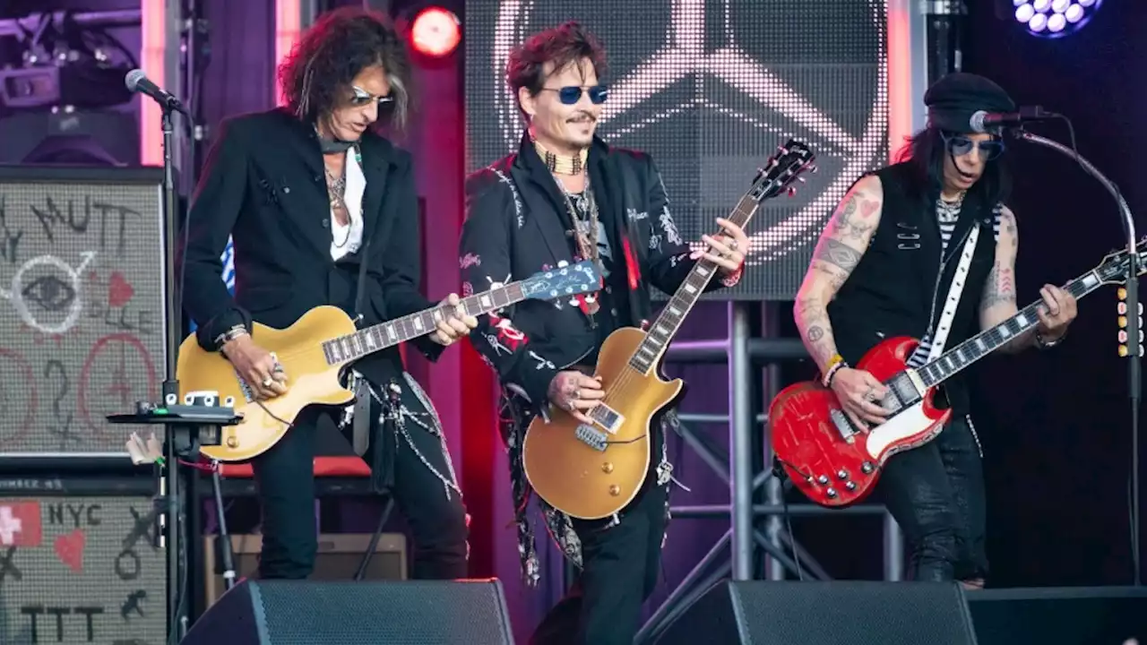 Johnny Depp Going on Tour With Hollywood Vampires