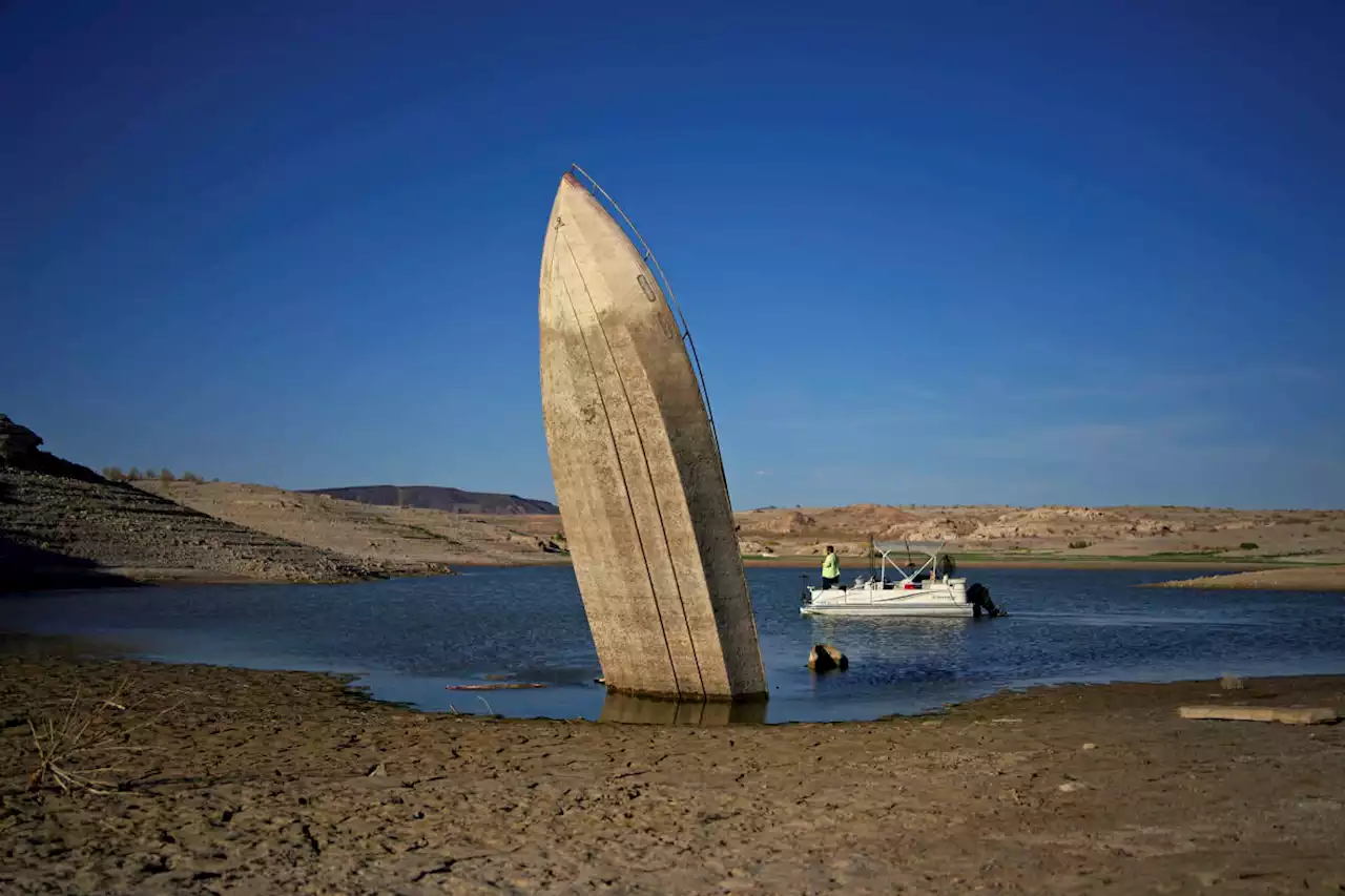 Lake Mead nears dead pool status as water levels hit another historic low