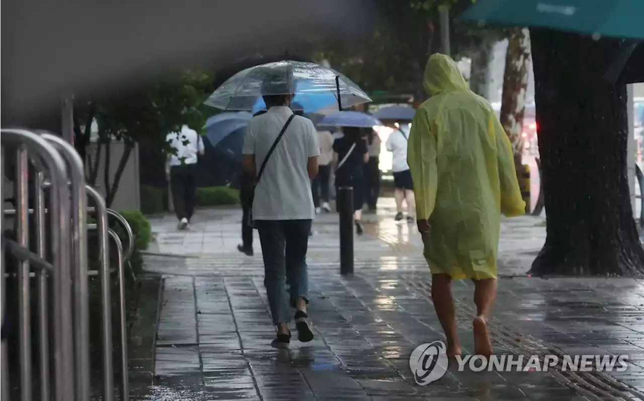 폭우에 하천 수위 높아져 곳곳 통제…시민들 대피하기도(종합) | 연합뉴스