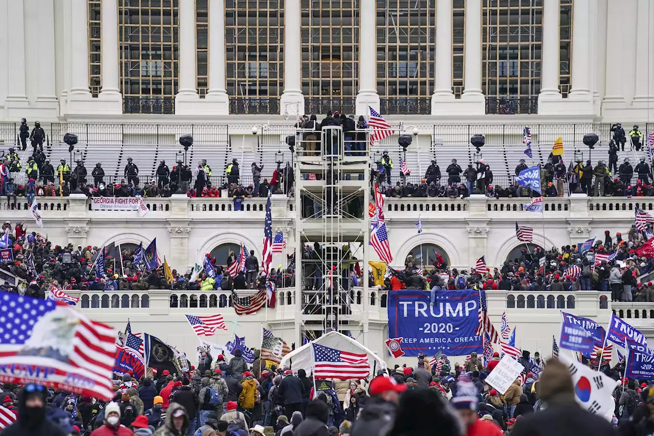 FBI: Naval reservist said he stormed Capitol with Proud Boys