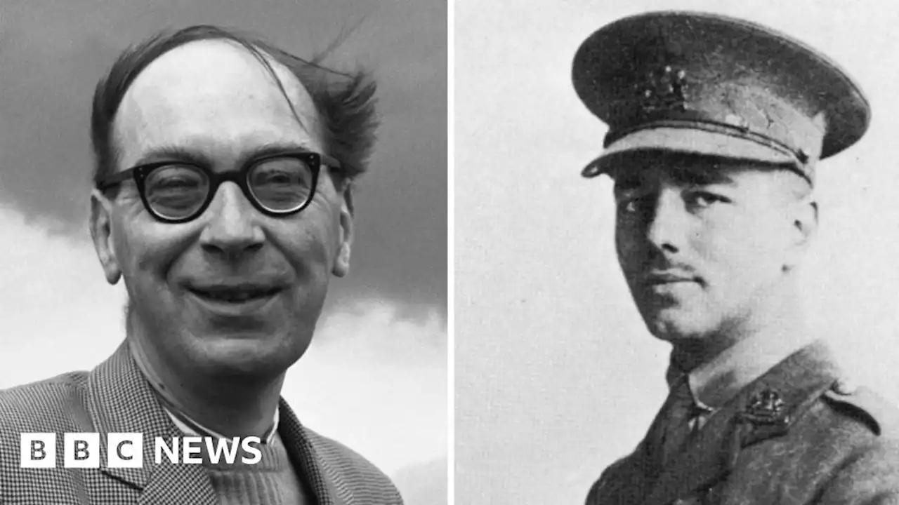 Wilfred Owen and Philip Larkin GCSE removal 'cultural vandalism'