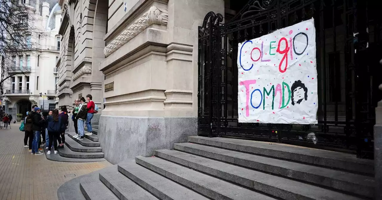 Nacional Buenos Aires: los alumnos levantaron la toma y exigen un compromiso escrito