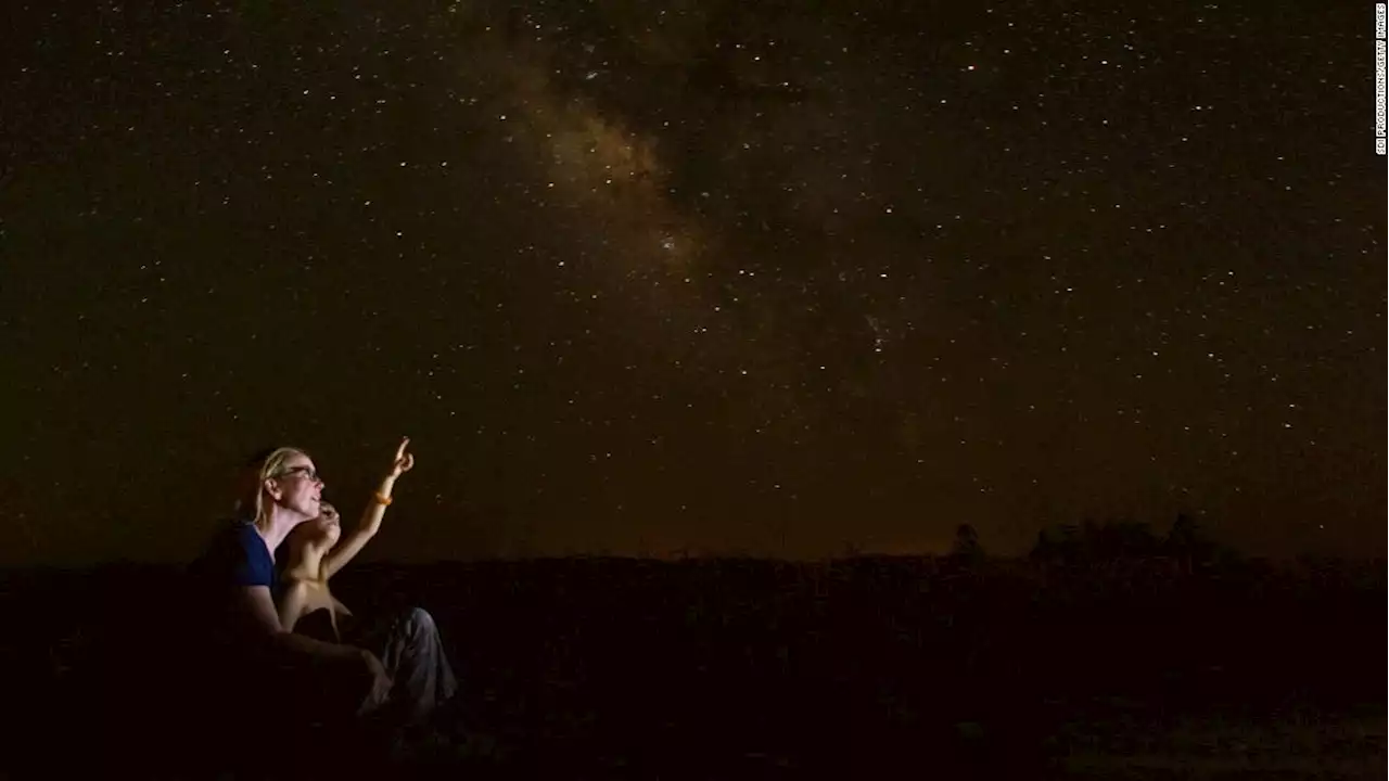 5 planets take center stage as they align in the night sky