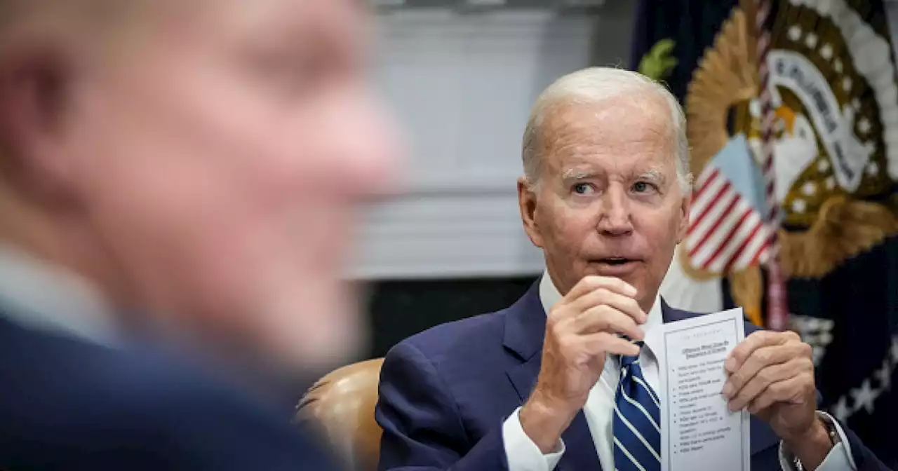 'YOU take YOUR seat': Biden shows off 'White House instructions' for meeting