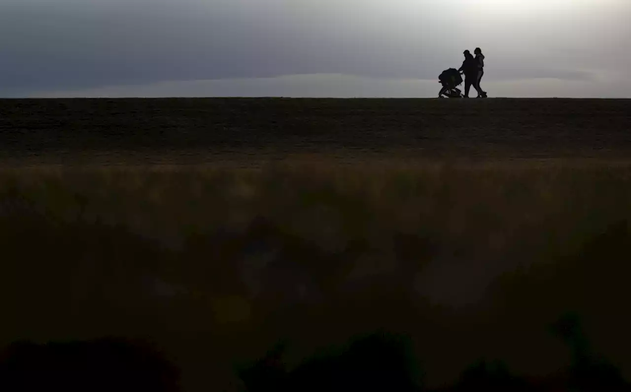 Denver weather: Cooler temperatures, rain in store this weekend