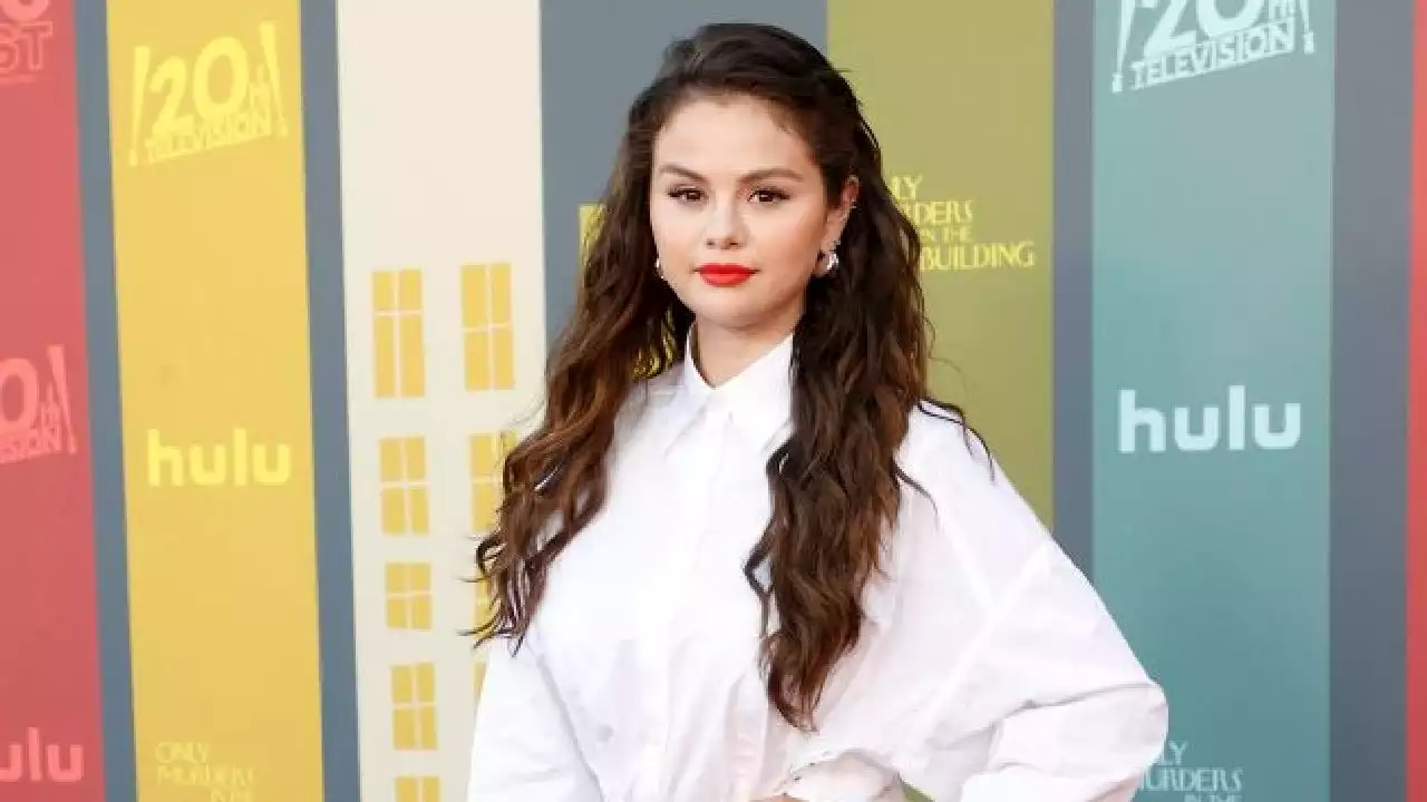 Selena Gomez Talks 'Only Murders' Season 2 and Britney Spears' Wedding