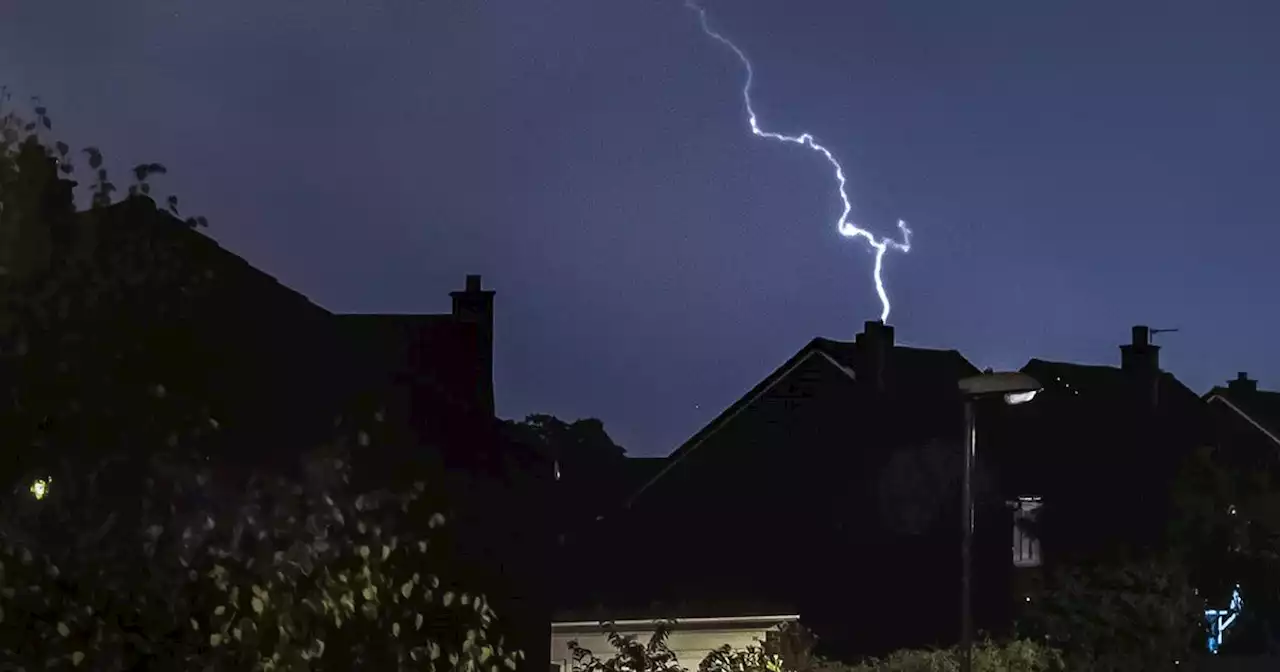 Met Office yellow thunderstorm warning for Leeds today