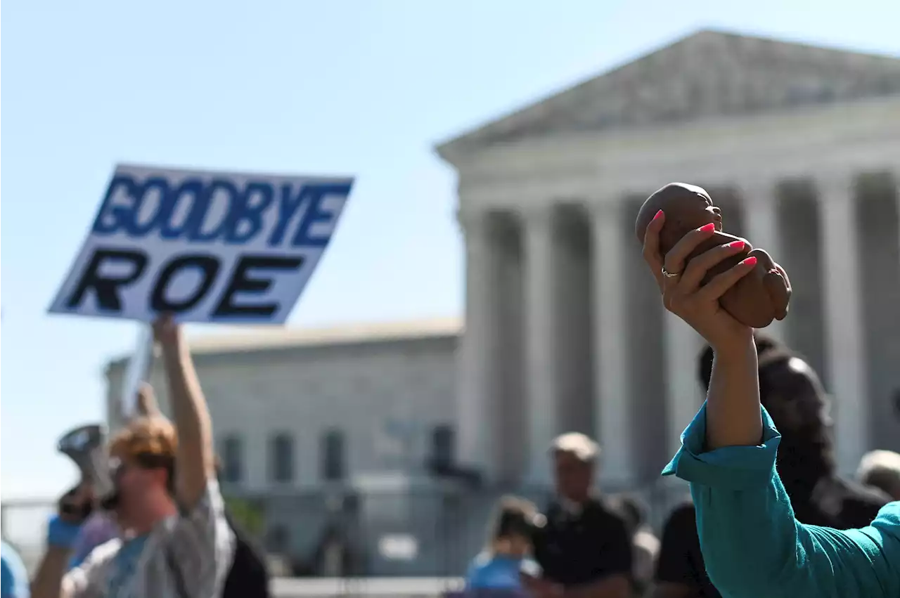 Supreme Court Overturns Roe V. Wade, Ending 50 Years of Federal Abortion Rights