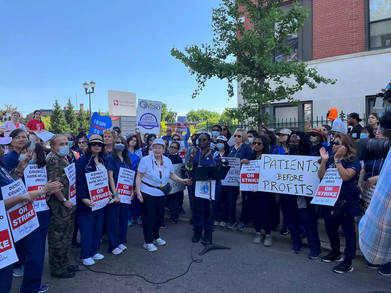 Nurses and technicians end month-long strike after reaching deal with Newark hospital