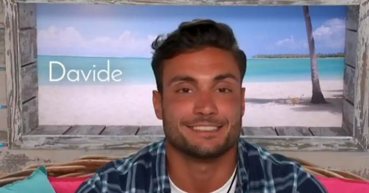 Love Island fans in hysterics as they spot 'funny' Davide habit in villa