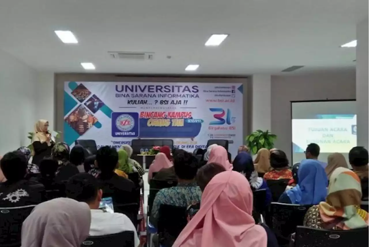 Universitas BSI Berkolaborasi dengan Orang Tua Maba, Ciptakan Lulusan Bertalenta Digital |Republika Online