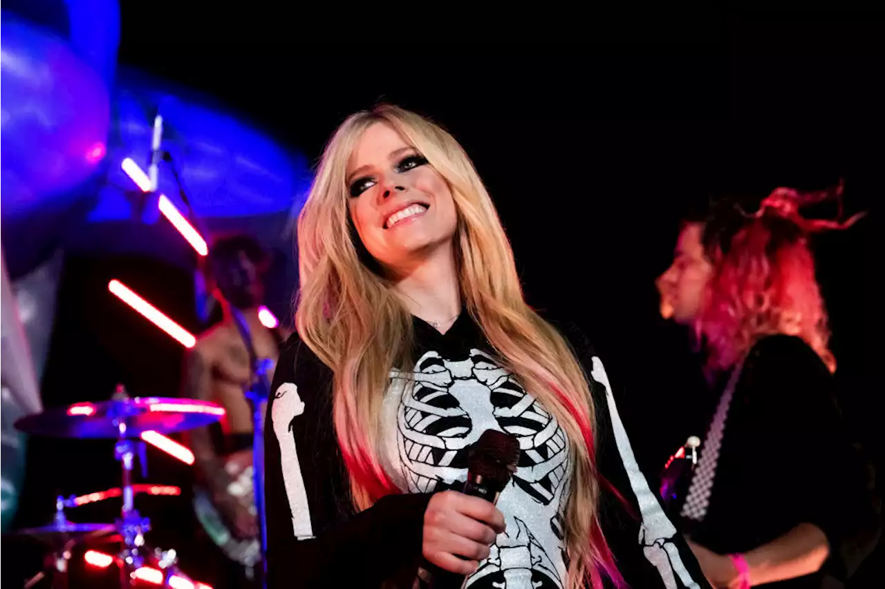 Avril Lavigne Gives Adele Ballad 'Hello' an Alternative Twist on Spotify Single