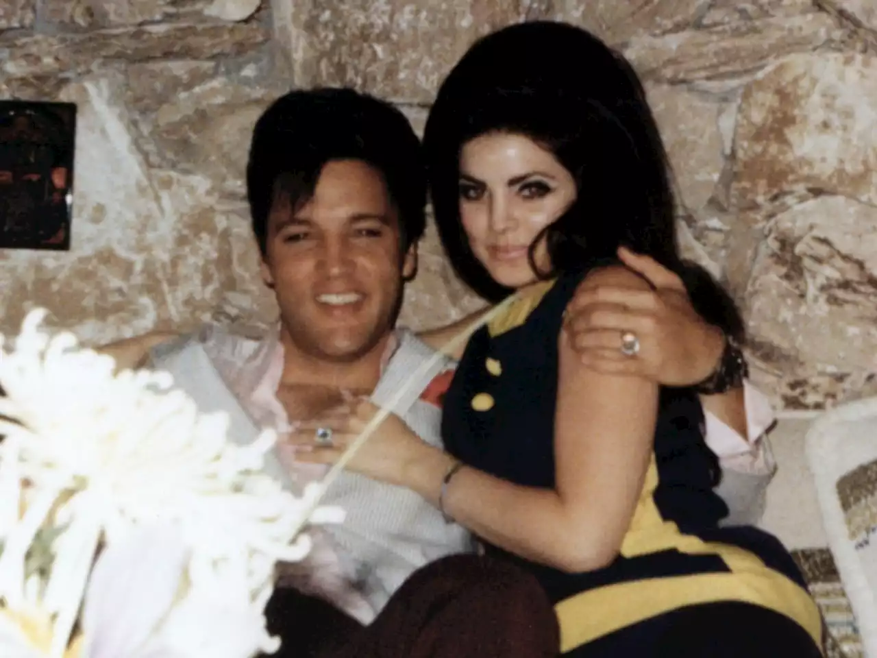 Priscilla Presley's 1985 Description of How Her Relationship With Elvis Began Is Hard to Shake Off