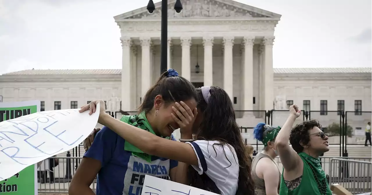 “No words, just tears”: how the world reacted to the repeal of Roe v Wade