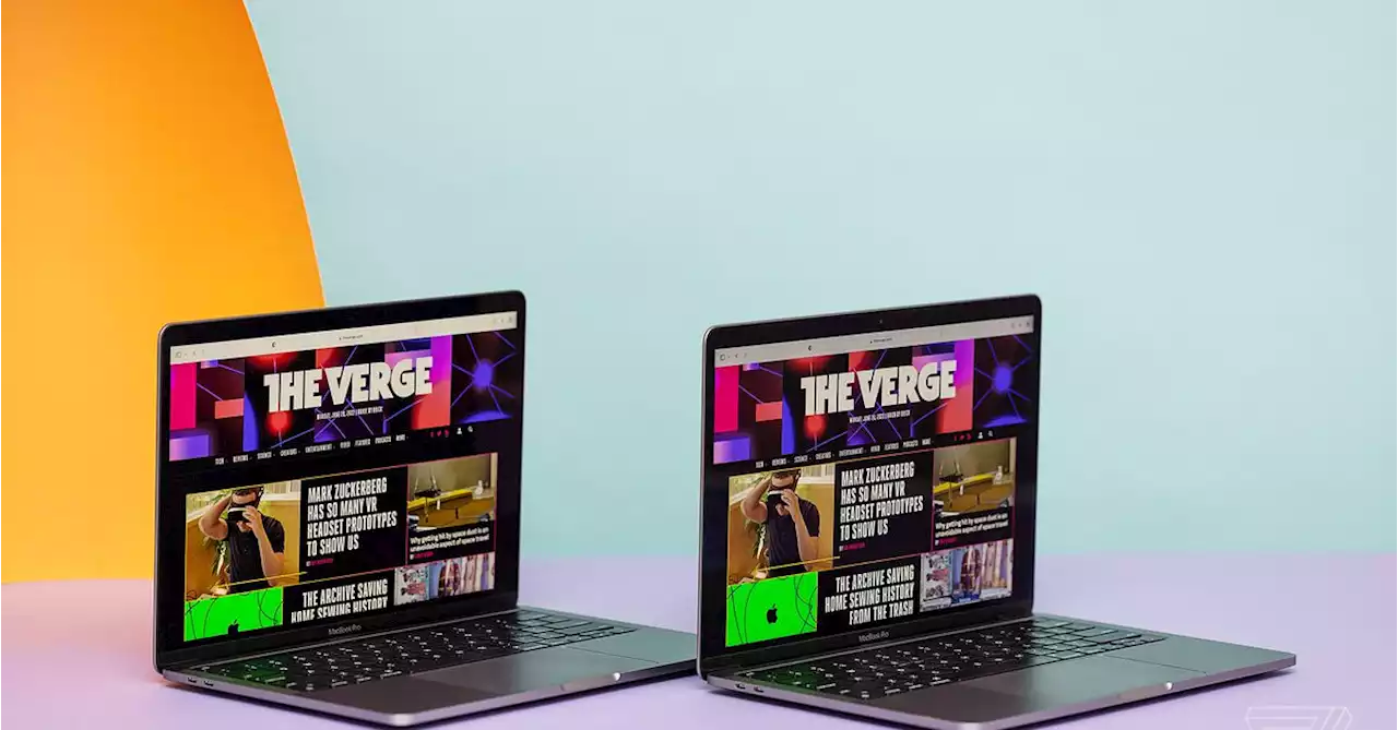 Vergecast: M2 Macbook Pro review, Solana’s crypto phone, and this week’s tech news