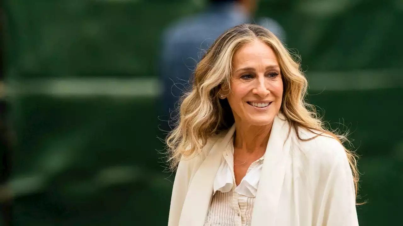 Sarah Jessica Parker: I Have Gray Hair. Please Stop Saying It Makes Me 'Brave'