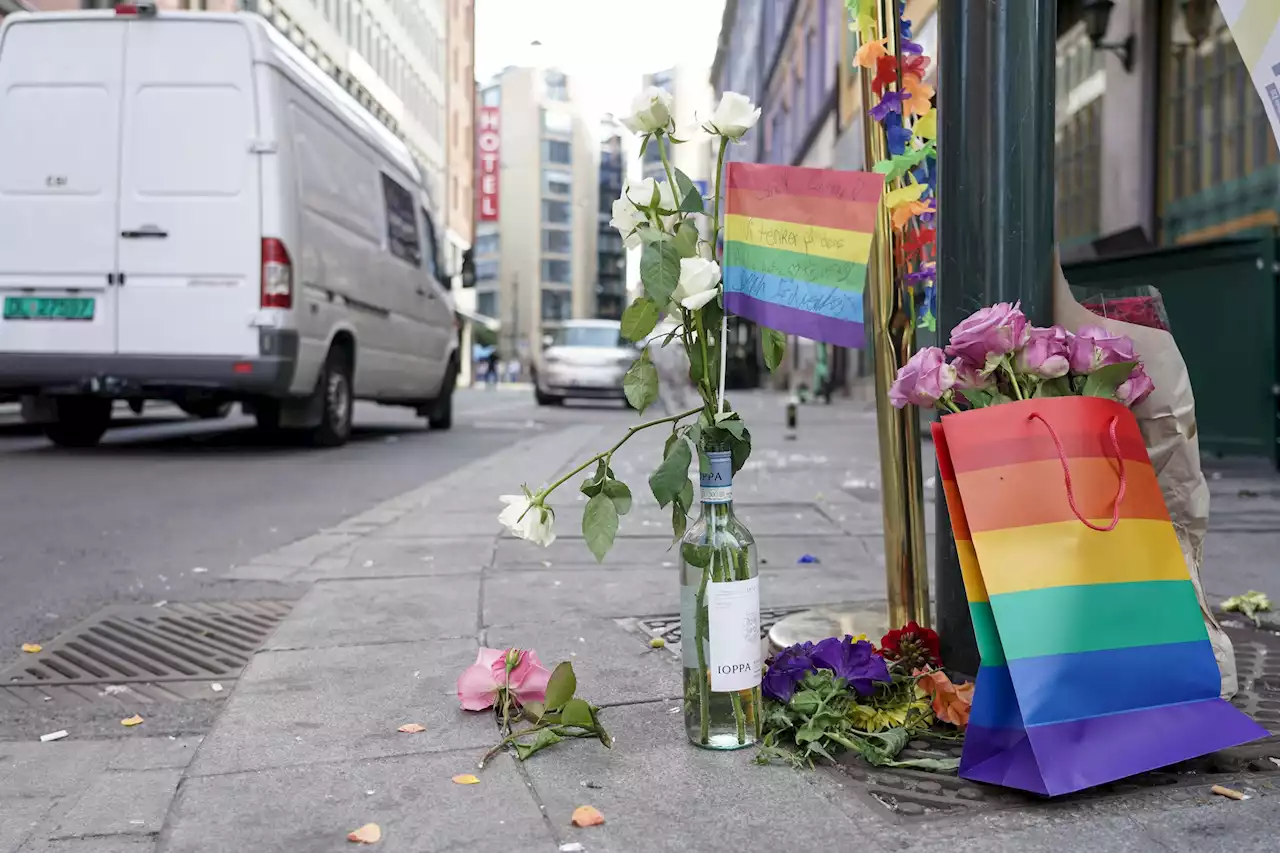 Gunman kills 2 during Oslo Pride festival; terror suspected