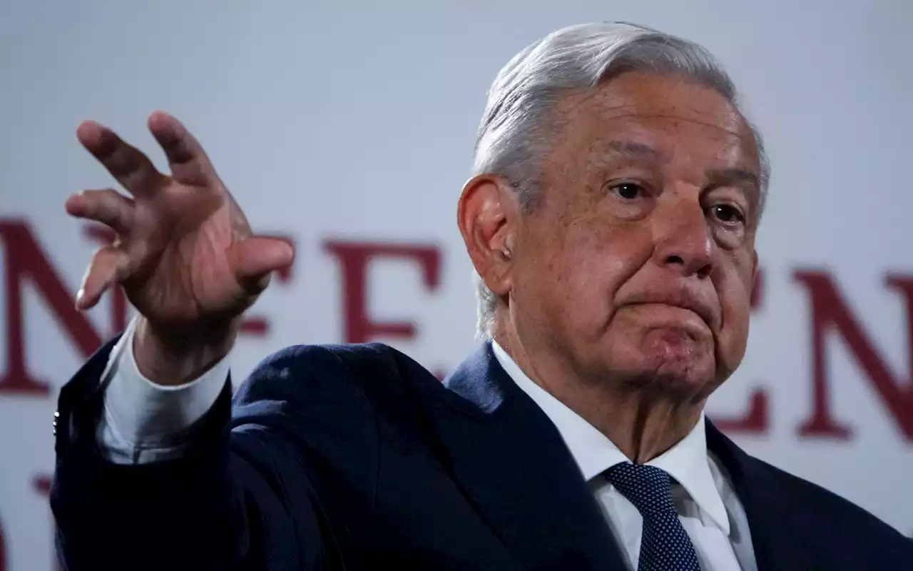 AMLO critica a Banxico por aumentar su tasa de interés en 75 puntos base