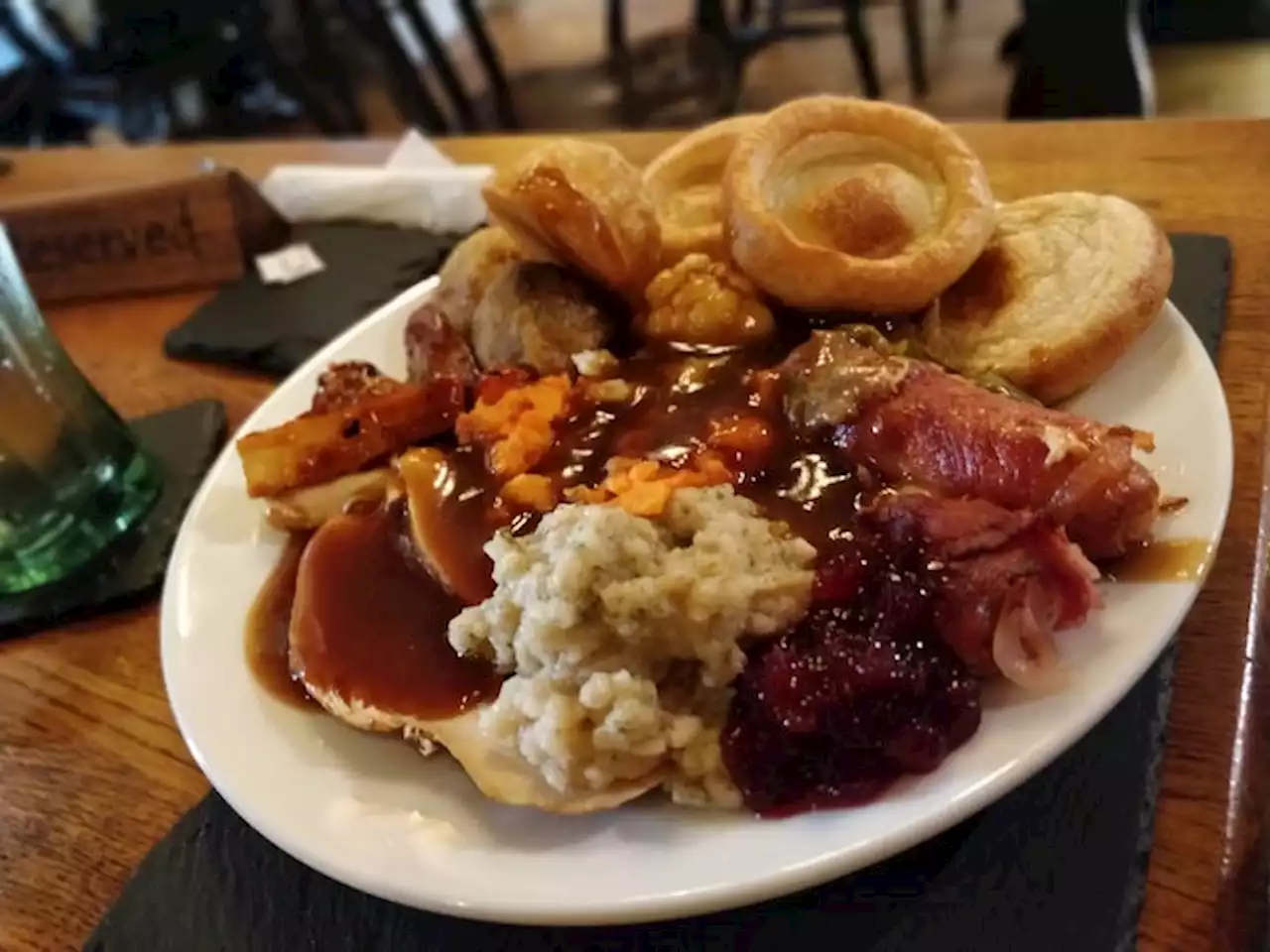 Review: It’s all about the sprouts at this Bretherton buffet restaurant