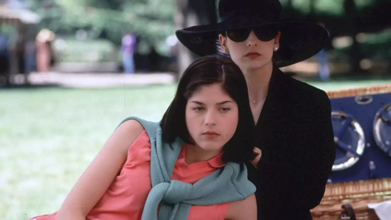 18 Of The Best ’90s Fashion Movies To Binge This Weekend