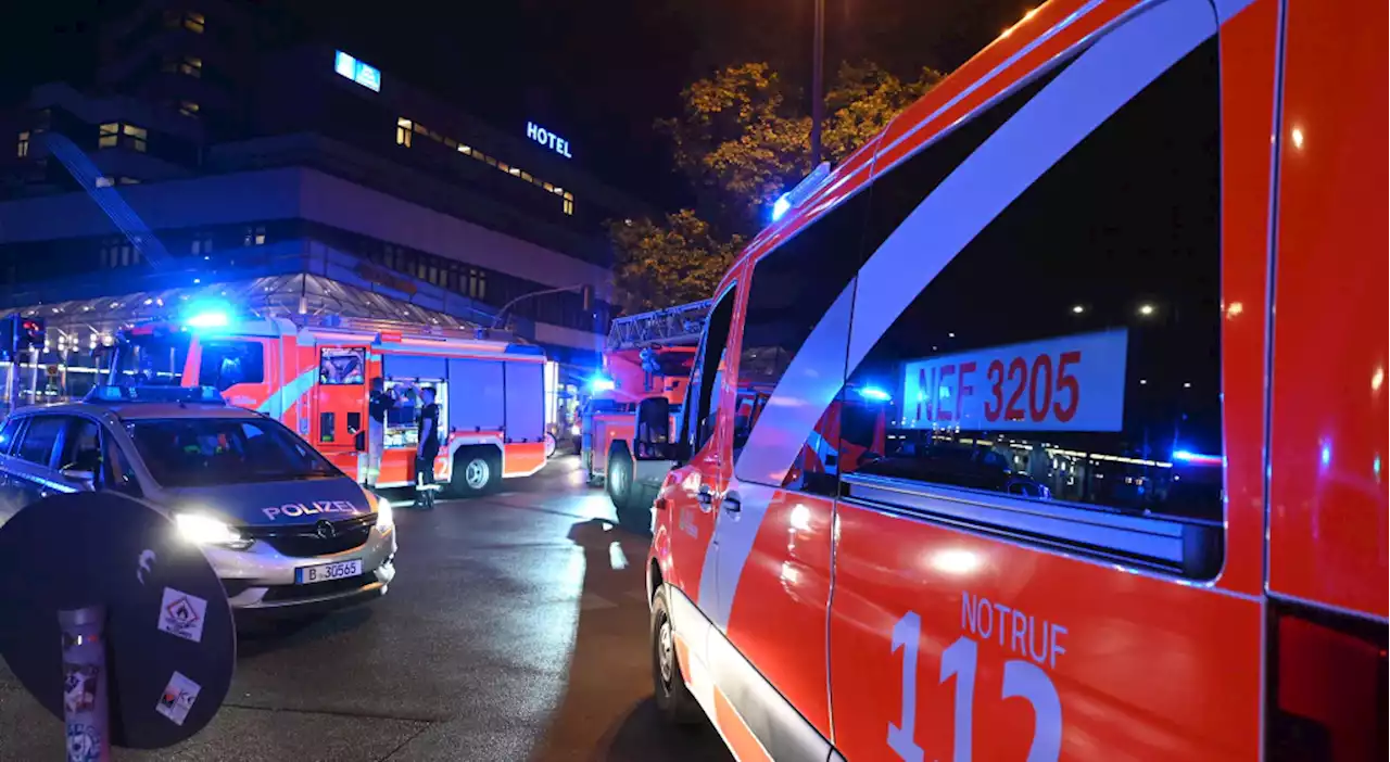 S-Bahn-Surfer stirbt am Bahnhof Rathaus Steglitz