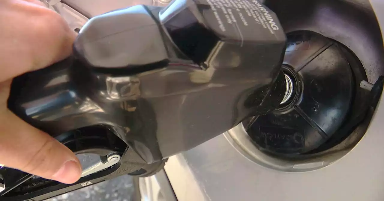 Average price of gas in LA, OC drops again