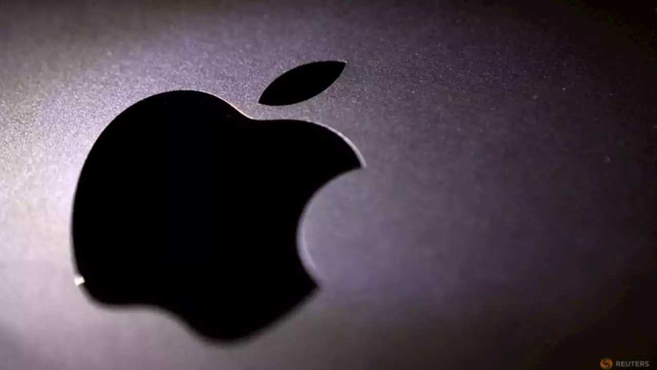 Apple ready to bargain with its first US store to unionize: source