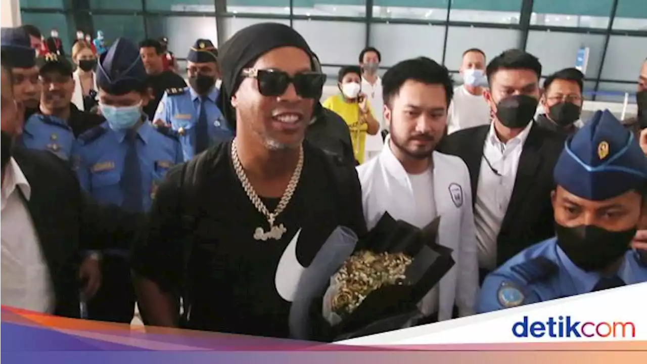 Ronaldinho di Indonesia: Saya Mau Hibur Semua Orang