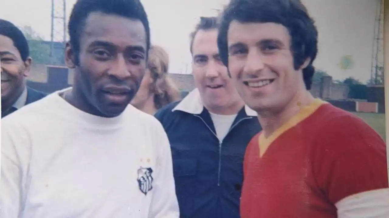 Quando il Catanzaro retrocesso sfidò Pelé: 50 anni fa il match surreale che diventò storia