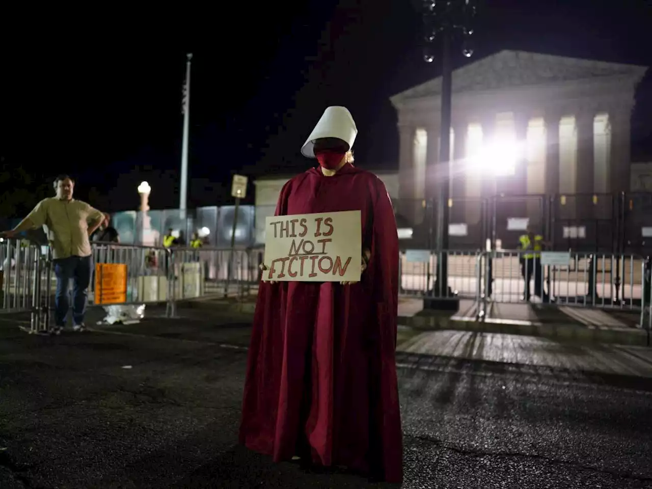 Le nozze gay e i contraccettivi: le altre battaglie Usa dopo quella sull'aborto