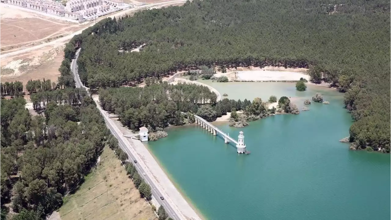 Muere ahogada una joven de 19 años en el pantano de Cubillas de Atarfe, en Granada: el cadáver estaba en la orilla