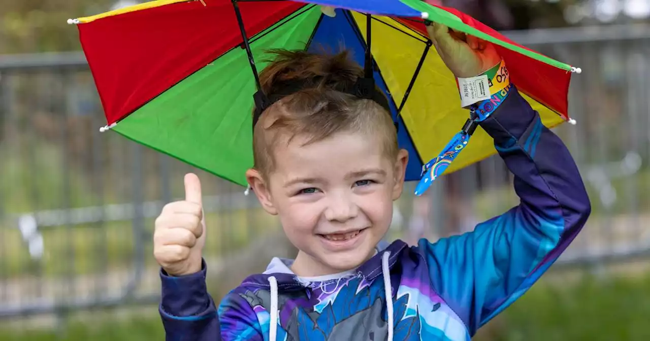 Status yellow rain warning for west of the country this weekend