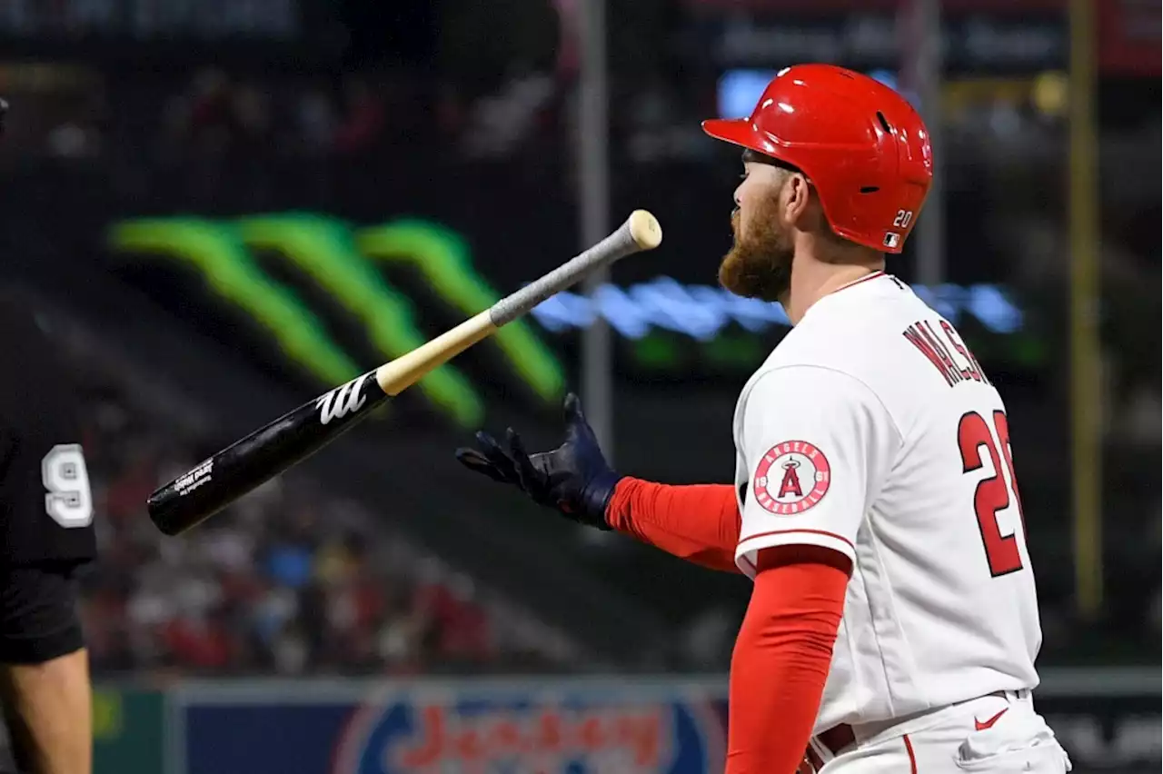 Angels can’t erase early deficit, lose to Mariners