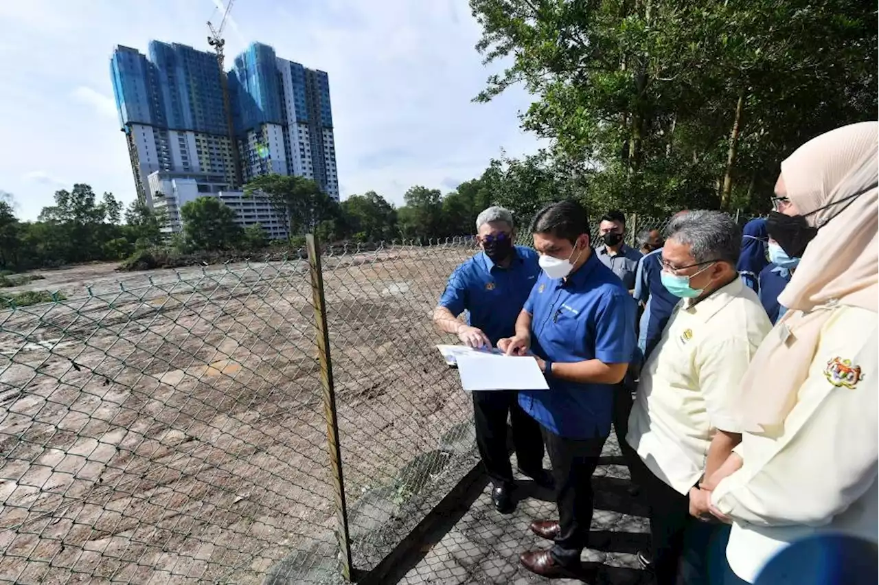 Education Ministry to prioritise densely populated areas when building new schools, says Radzi