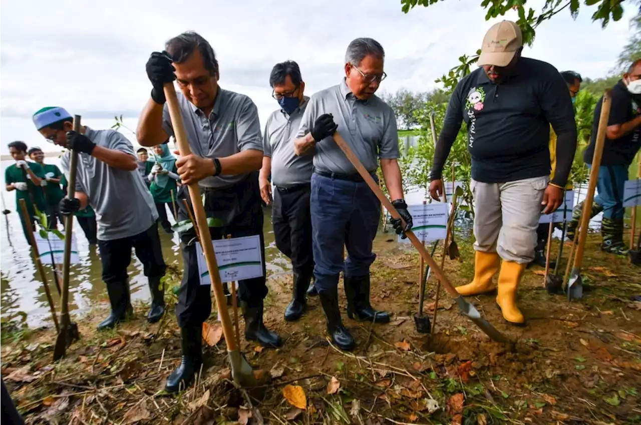 Govt to pay attention on four ACCCIM proposals for Budget 2023, says Mustapa