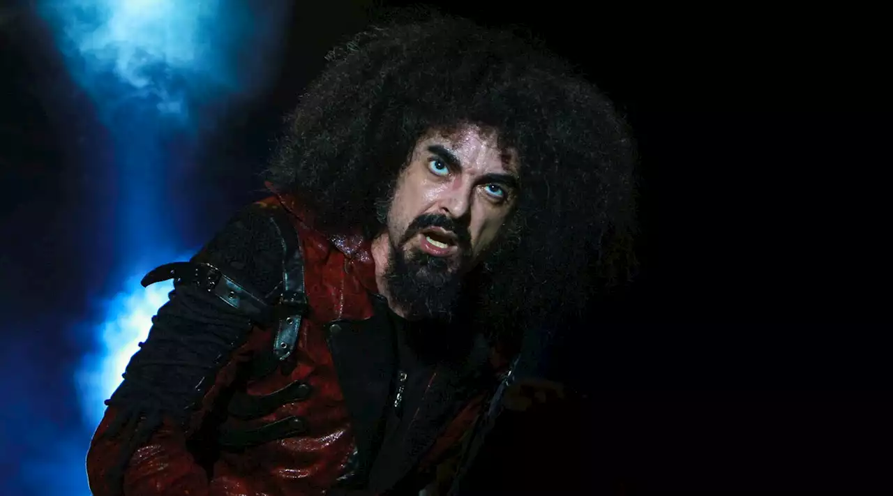 Caparezza si arrende all'acufene: 'Faccio gli ultimi venti concerti e mi fermo'