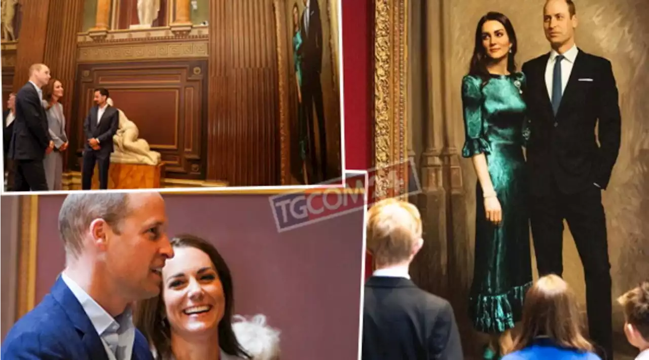 Il principe William e Kate Middleton nel primo ritratto ufficiale insieme