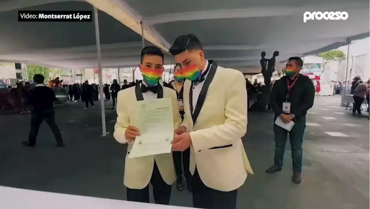 Cásate con Orgullo: 121 parejas LGBTTTIQ+ se dan el “sí” en la CDMX (Video)