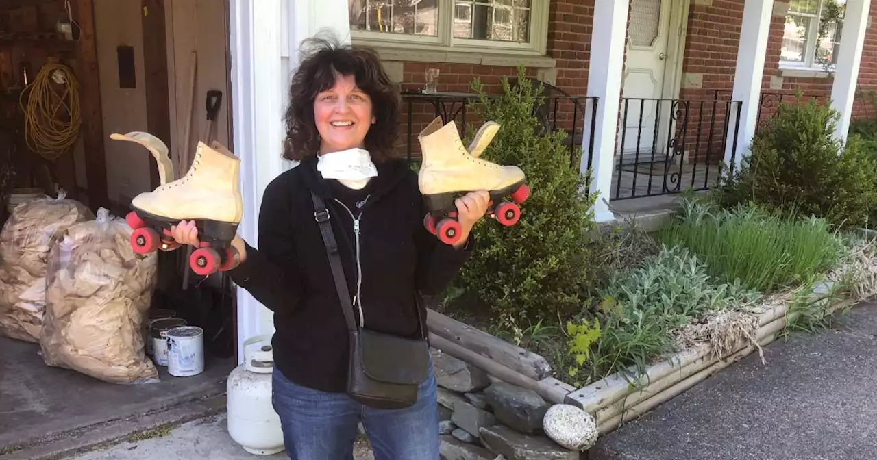 Woman unknowingly buys roller skates she owned 40 years ago