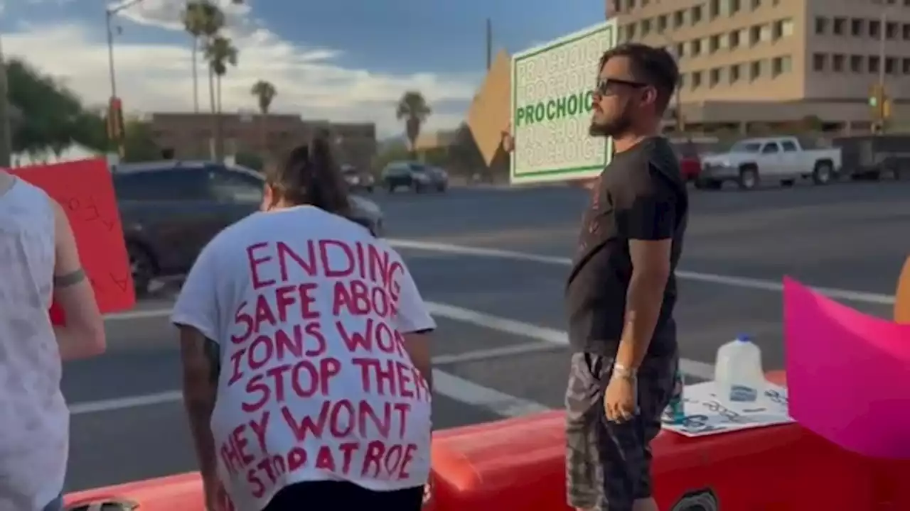 Watch now: Tucsonans protest Roe v. Wade ruling