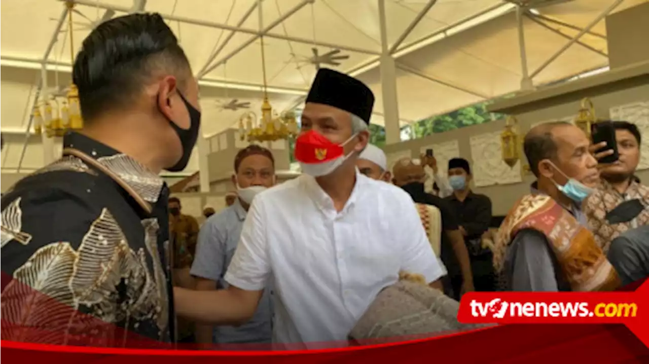 Ganjar Pranowo dan AHY Shalat Jumat Bareng Kemarin, Hasto: Itu Kebetulan